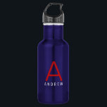 Garrafa Monograma Simples Vermelho Branco Branco Personali<br><div class="desc">Nome Personalizado Vermelho, Branco e Azul e Letra Inicial Frasco de Água de Aço Inoxidável com Monograma Personalizado em uma moderna e mínima fonte clássica sans serif para um visual simples, mas sofisticado e masculino. Mostradas em vermelho e branco em uma garrafa de água metálica azul, as cores e fontes...</div>