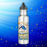 Garrafa Monogramtagecore Casa com Cogumelos |<br><div class="desc">Uma bela casa de cottagecore rodeada de flores e cogumelos evoca um ambiente rural aconchegante e idílico,  incorporando uma estética nostálgica e romantizada inspirada na vida rural tradicional. Monograma para inserir seu próprio texto - em azul. Garrafa de água de aço inoxidável.</div>