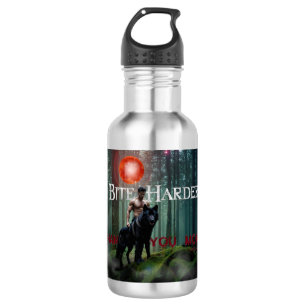 Garrafa Mordida de homem musculoso sem camisa no Halloween