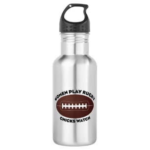 Garrafa Mulheres jogam rúgbi, Pintinhos observam