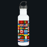 Garrafa O mundo do Grunge embandeira o desenhista da<br><div class="desc">Design colorido da colagem das bandeiras do Grunge por riverme*©2012. Atraente e international:) talvez para um viajante temperado.</div>