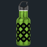 Garrafa Ouros brancos em preto<br><div class="desc">Um padrão ousado e geométrico de grandes e pequenos diamantes brancos em um fundo preto. O preto forma uma trava que separa as formas de diamante. Imagem de pixel 9000 x 6000 criada digitalmente. ©2014 Claire E. Skinner, Todos os direitos reservados.</div>