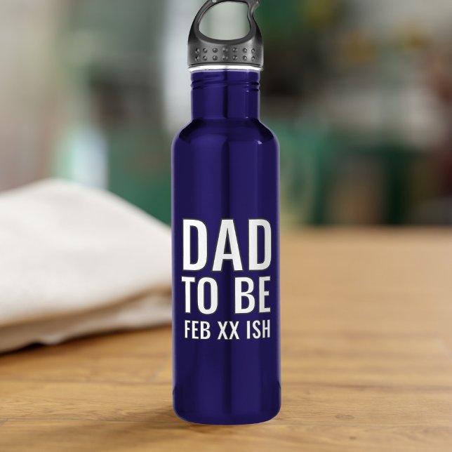 Garrafa Pai de ser personalizado Data de vencimento do beb (A fun gift for the Dad to be on his First Father's Day. Just add your due date.)