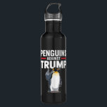 Garrafa Pinguins Para Cima Resistem Pinguins Contra Trump<br><div class="desc">Pinguins Pinguppers Para Cima Resistem Pinguins Engraçados Contra Trump</div>