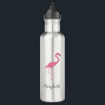 Garrafa Presente de madrinhas Personalizadas Flamingo Rosa<br><div class="desc">Personalize esta garrafa de água de aço inoxidável com a minha ilustração de flamingo rosa. Dê-o como presente ou guarde-o para si mesmo,  traga-o na sua viagem tropical. Um souvenir excelente para madrinhas,  convidados para seus casamentos de destino.</div>