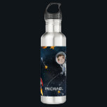 Garrafa Shuttle do Astronauta Espacial Exterior Personaliz<br><div class="desc">Comemore todas as coisas no espaço com esta garrafa de água de aço inoxidável que você pode adicionar um nome para torná-la pessoal. Veja os outros itens nesta coleção abaixo como a mochila, e o lápis para combinar com esta garrafa de água de aço inoxidável nerd. Uma boa maneira de...</div>