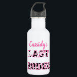 Garrafa Sua última Festa de solteira de Garçola Disco Rode<br><div class="desc">Celebrar noivas para estarem com estas botijas de água de festa de solteira. As letras de padrão preto e branco escondem a mensagem LAST RODEO com o nome da noiva em letras rosa.</div>