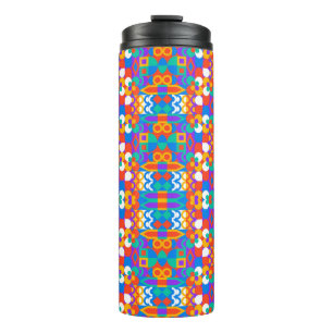 Garrafa Térmica Caneca alta para viagem com um padrão geométrico v
