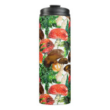 Cogumelos aquosos e padrão verde-férn