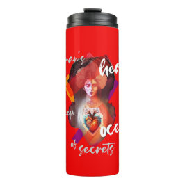 Garrafa Térmica Coração de uma mulher vermelho