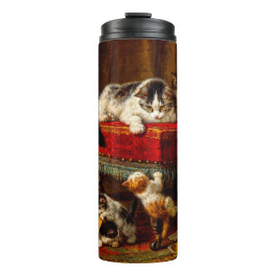 Garrafa Térmica Gato e Gatinhos Brincando com Cadeira