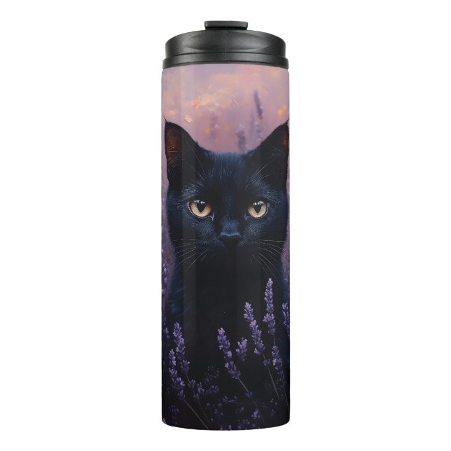 Garrafa Térmica Gato Preto numa Ilustração de Campo de Lavanda (Frente)