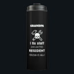 Garrafa Térmica GRANDPA Birthday Gift Men Funny GRANDPA<br><div class="desc">Presentes únicos personalizados para homens - pai, avô, pai, avô, tio - Adicione nome ou texto para personalizar. Perfeito para Dia de os pais, aniversário, aposentadoria, Natal, para mostrar apreciação. Apresenta um gráfico único de crânio e de pântano e martelo em vez de bósforos. Tem um elemento de rock'n'roll. Um...</div>