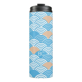 Garrafa Térmica Japanese Waves Pattern Light Blue Beige Monograms