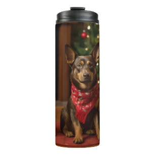 Garrafa Térmica Kelpie Australiano junto à Lareira Natal