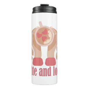 Garrafa Térmica Latite e xícara de amor, mãos e café