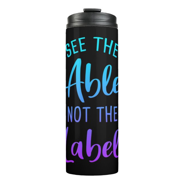 Garrafa Térmica Leve, ajustado clássico, capa de agulha dupla e (Frente)