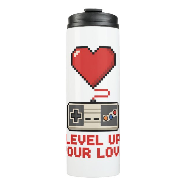 Garrafa Térmica Level Up Your Love, Retro Pixel Gaming Design (Frente)