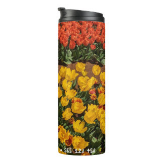 Garrafa Térmica Linhas de Flor de Tulipas com texto personalizado