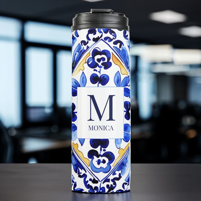 Garrafa Térmica Monograma Amalfi - azulejos italianos azuis (Monogram Amalfi Vietri Italian blue tiles bridesmaid gifts Thermal Tumbler bridal party favors gifts)