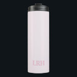 Garrafa Térmica Monogramas Golf Tumbler - Estilo Moderno<br><div class="desc">Desde o início da manhã, três vezes, até às celebrações de bebidas à volta do posto, este humilde isolado é o novo acessório favorito de todos os golfistas. Projetado com um monograma moderno e minimalista, ele mantém o café quente através das rondas infantis do amanhecer e bebidas geladas perfeitamente frias...</div>