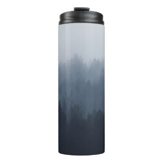 GARRAFA TÉRMICA MONTANHA COM FLORESTA NO NEVO