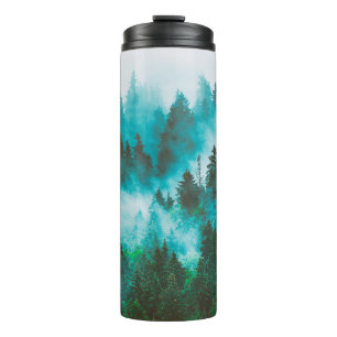 Garrafa Térmica Paisagem de montanha nebulosa com floresta de abet