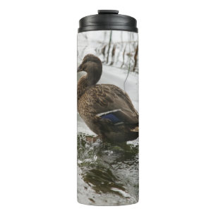 Garrafa Térmica Pato cinza no escuro do lago