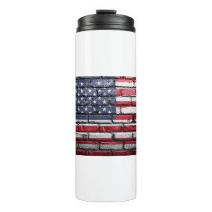 Garrafa Térmica Pintura de bandeira americana numa parede de tijol