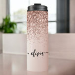 Garrafa Térmica Rosa Dourado - Nome do Monograma do Metal com Lant<br><div class="desc">Rosa Dourado - Tumbler De Bebida Com Folha Cor-De-Rosa Esfarelada Metálica Glitter Brutado Monograma Nome Do Monograma. Isto faz o doce e perfeito aniversário de 16 anos,  casamento,  chá de panela,  aniversário,  chá de fraldas ou festa de solteira presente para alguém que ama luxo de luxo e estilos quíticos.</div>