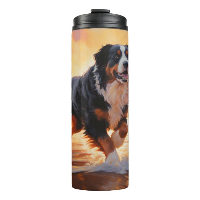 Garrafa Térmica Sandy Paws Bernese Mountain Dog em Beach Sunset (Frente)