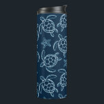 Garrafa Térmica Sea Turtle Art Design Tumbler<br><div class="desc">- Navy Blue and White 'Sea Turtle Art Pattern' All-Over Design Travel Tumbler.</div>