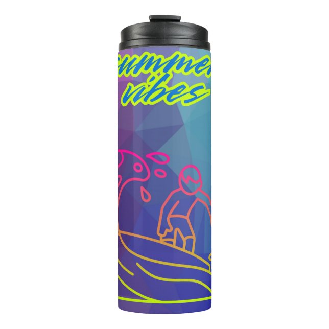 Garrafa Térmica Summer vibe o garoto surfando. (Frente)