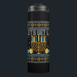 Garrafa Térmica Vamos Lit Menorah Jewish Pun Ugly Hanukkah Chan<br><div class="desc">Este é um presente de Natal excelente. Sua família,  amigos ou filhos vão adorar este presente depois que você o entregar a eles. Desejo a você e a sua família e amigos um Feliz Natal.</div>