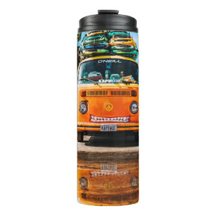 Garrafa Térmica van laranja com prancheta no topo