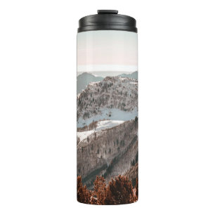 GARRAFA TÉRMICA VISTA DE PÁSSARO DA MONTANHA COBERTA PELA NEVE SO
