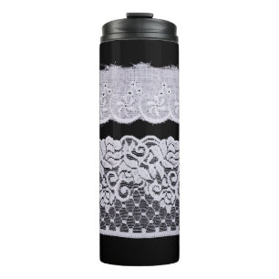 Garrafa Térmica White Ornamental Lace isolated on black background