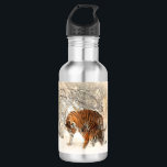 Garrafa tigres na neve<br><div class="desc">Mãe Tiger e criança andando na neve.</div>