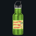 Garrafa Você Gosta de Ovos Verdes e Presunto?<br><div class="desc">Este autêntico design do Dr. Seuss apresenta um momento memorável do clássico livro infantil. A divertida ilustração mostra o persistente Sam-I-Am equilibrando de forma lúdica uma bandeja de seu famoso prato bem acima da cabeça em um longo e curvado cabo. Inclui a icônica pergunta "Você gosta de ovos verdes e...</div>