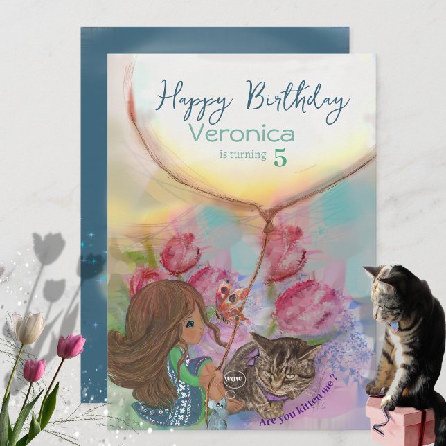 Gatinha Gatinha Tulipa Bonita Cartão de Aniversári (Cute Kitten Girl tulips Birthday Card)
