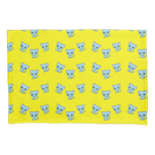 Gatinho azul de salto bonito em amarelo