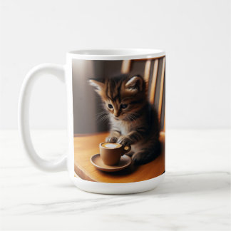 Gatinho bonito sentado numa cadeira com uma xícara