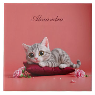 Gato de janeiro bonito com cravos