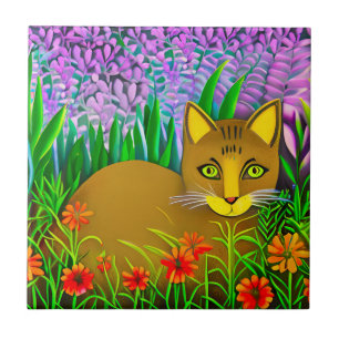 Gato de Olho Verde em um Jardim Flor