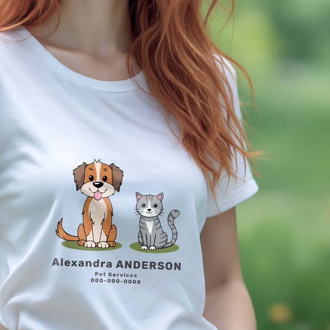 Gato e Cachorro de Animação - Serviços Pet (Cartoon Cat & Dog - Pet Services T-Shirt)