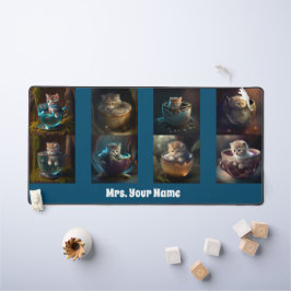 Gatos e gatinhos num teacup,