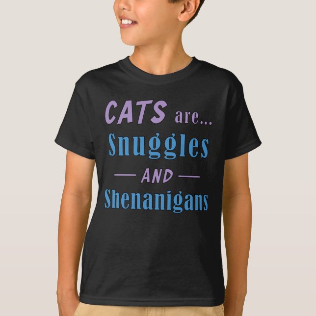 Gatos são manchas e camisetas de Shenanigans (Frente)