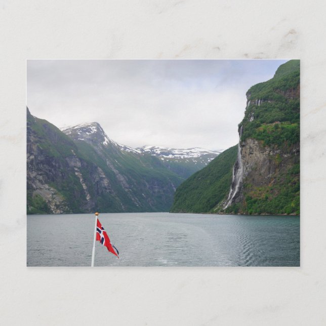 Geiranger Fjort com cartão postal norueguês (Frente)