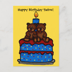gêmeos do menino no cartão postal do bolo de anive