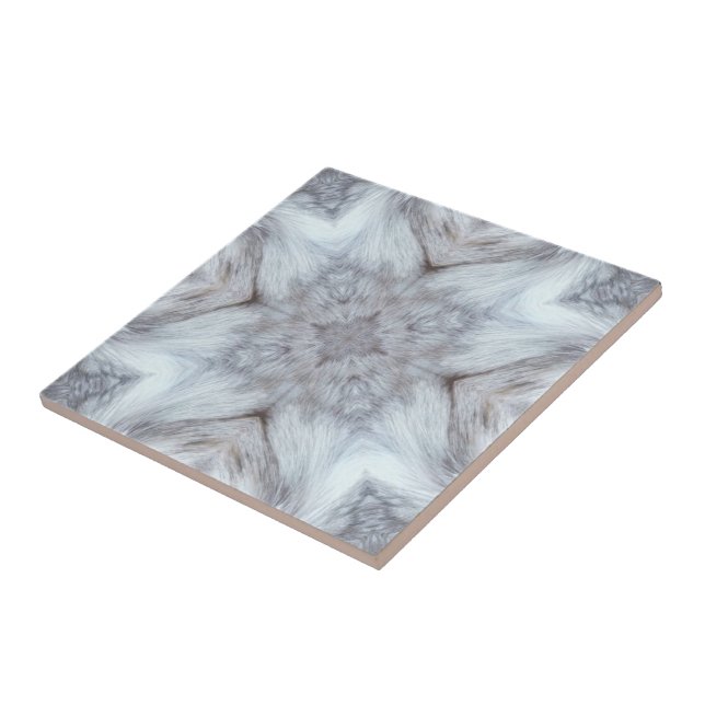 Geometric gray on white patterns furry tile (Lateral)